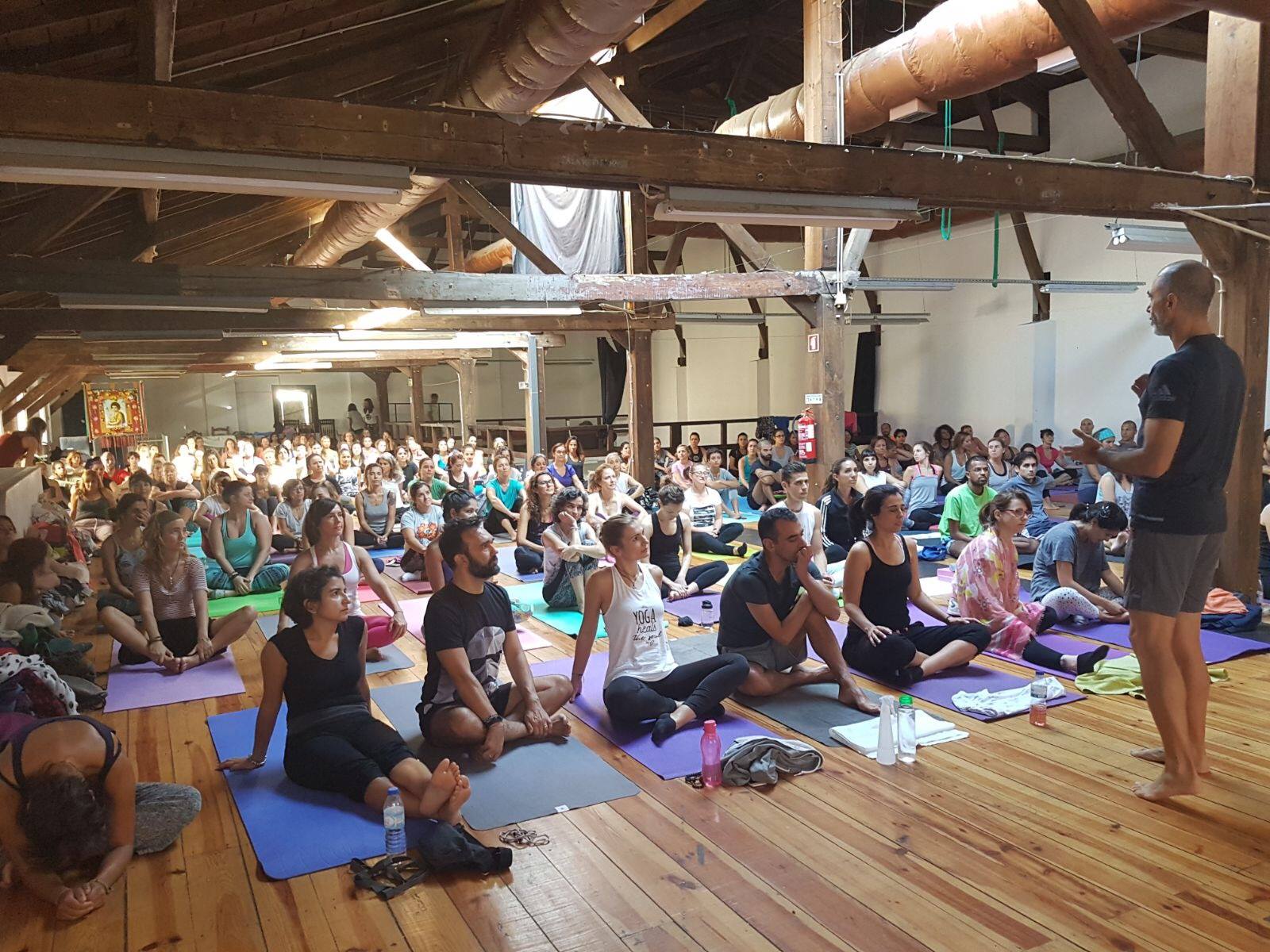  Yoga – 108 Saudações ao Sol do Porto